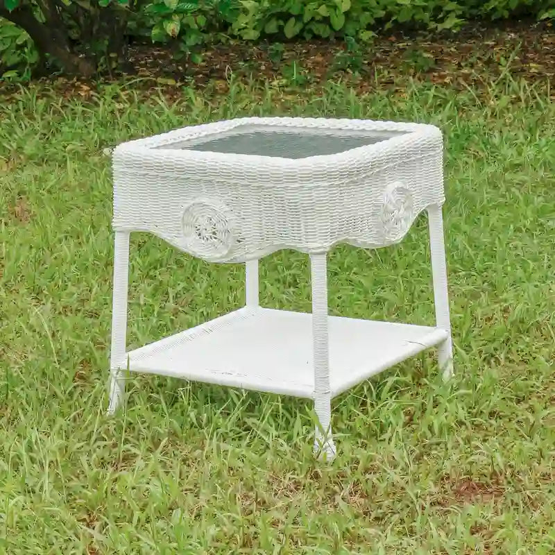 Riviera 18-inch Resin Wicker Side Table
