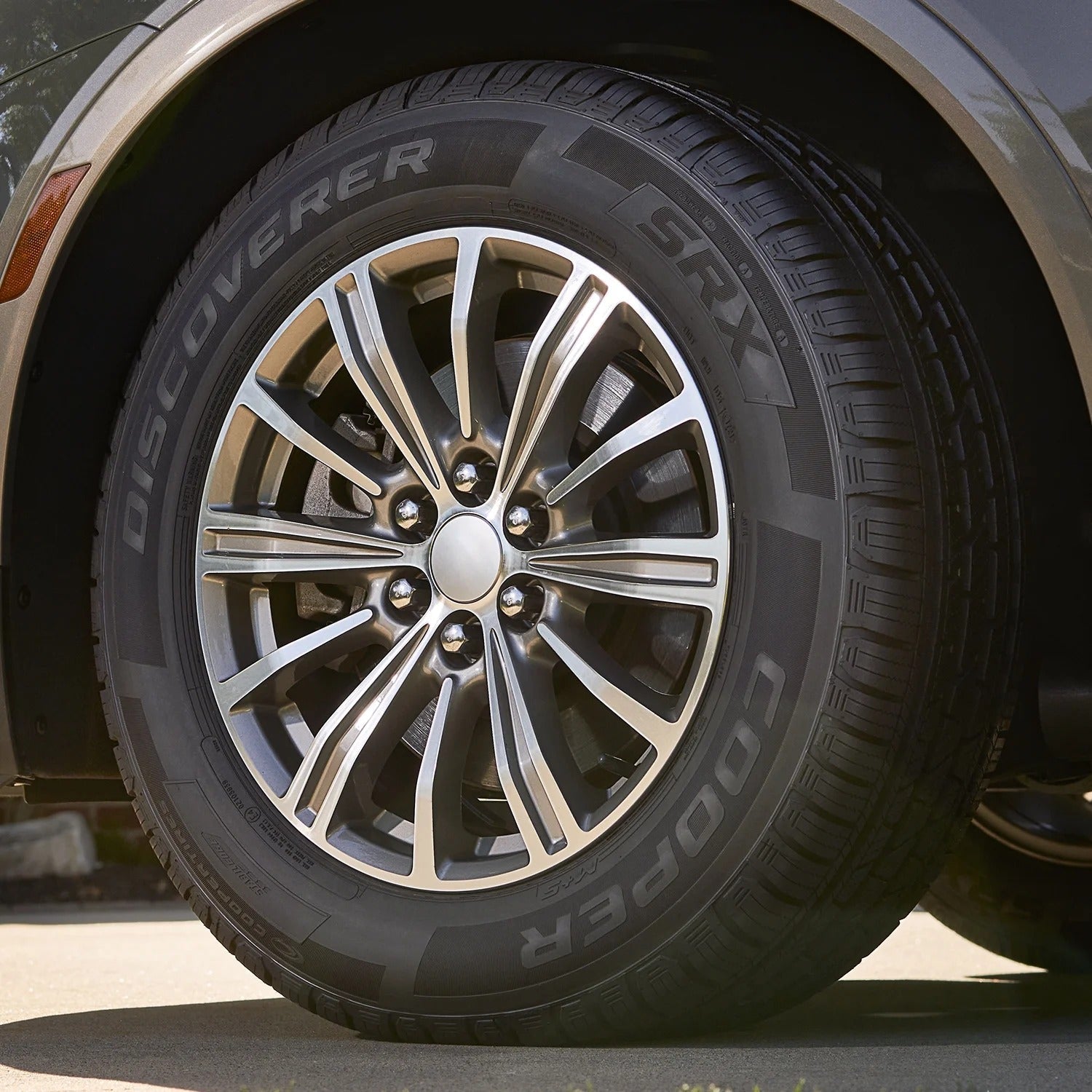 Cooper Discoverer SRX All-Season Tires 255/60R19 109H – Pair for Trucks/SUVs
